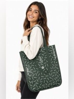 Lululemon Athletica Large Green Tote Shopper Handbag